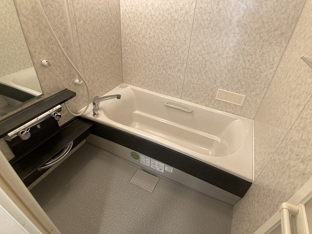 ユトリロ御影【浴室】