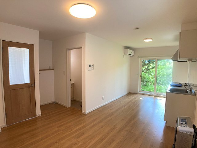 ユトリロ御影【居間・リビング】