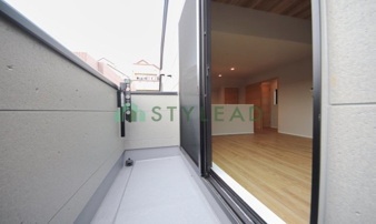 横浜市神奈川区三ツ沢中町の新築一戸建【バルコニー】