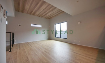 横浜市神奈川区三ツ沢中町の新築一戸建【居間・リビング】