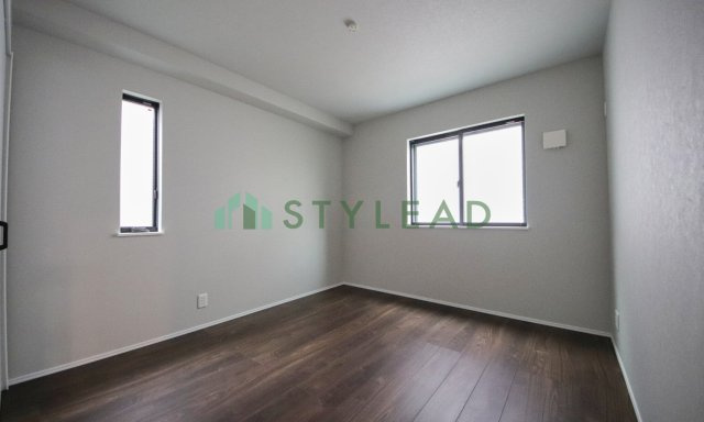 横浜市神奈川区三ツ沢中町の新築一戸建【洋室】