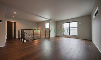 横浜市神奈川区三ツ沢中町の新築一戸建【居間・リビング】