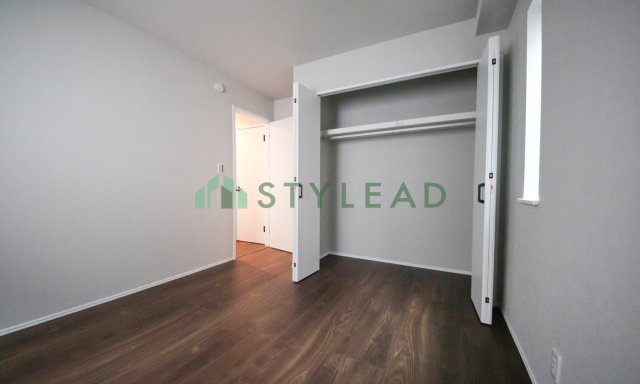 横浜市神奈川区三ツ沢中町の新築一戸建【洋室】