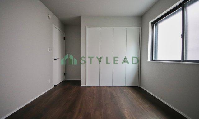 横浜市神奈川区三ツ沢中町の新築一戸建【洋室】