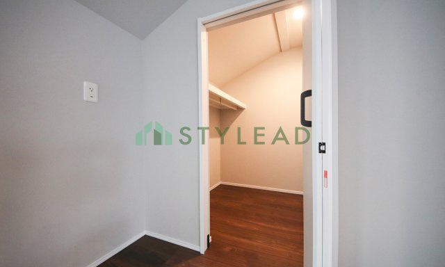 横浜市神奈川区三ツ沢中町の新築一戸建【収納】