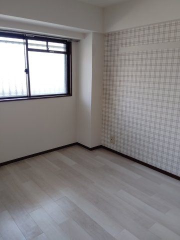 フレンドリー瑞浪Ⅱ【子供部屋】