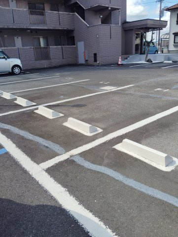 フレンドリー瑞浪Ⅱ【駐車場】