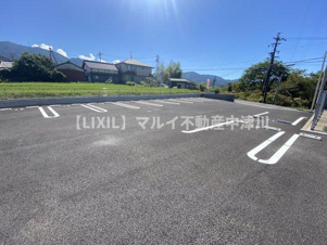 サンライズN【駐車場】