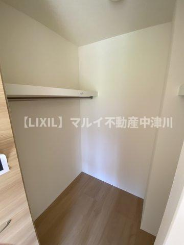 サンライズN【収納】ウォークインクローゼット