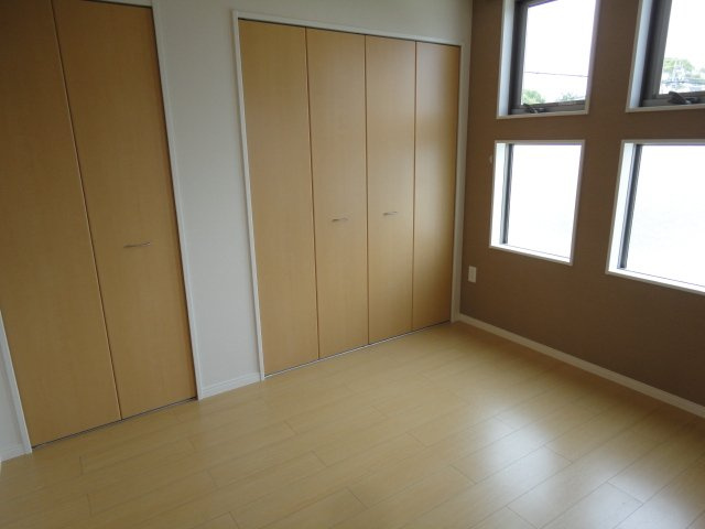 ラピュタ伍番館【内装】洋室