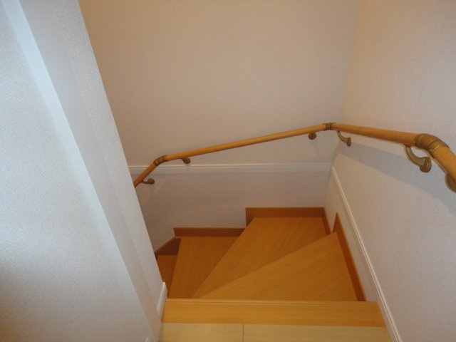 ラピュタ伍番館【その他】階段