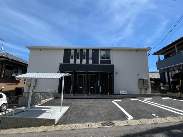 グランシャリオ泉【外観】外観写真（昼）