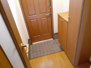 グレースメゾン西原【玄関】