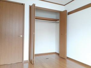 グレースメゾン西原【収納】