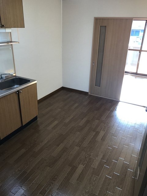 サンサープラスⅤ【居間・リビング】