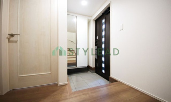 横浜市港北区小机町の新築一戸建【玄関】