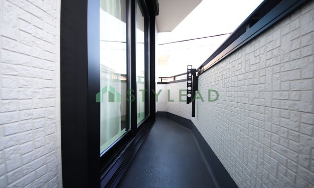 横浜市港北区小机町の新築一戸建【バルコニー】