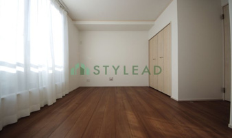 横浜市港北区小机町の新築一戸建【洋室】