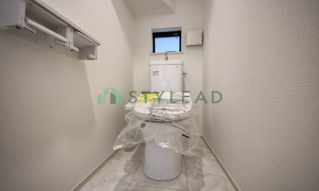 横浜市港北区小机町の新築一戸建【トイレ】