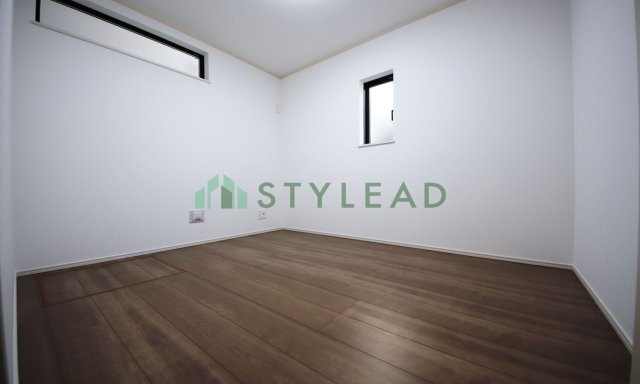 横浜市港北区小机町の新築一戸建【洋室】