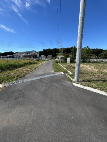 中津川市茄子川の売地【前面道路含む現地写真】市道