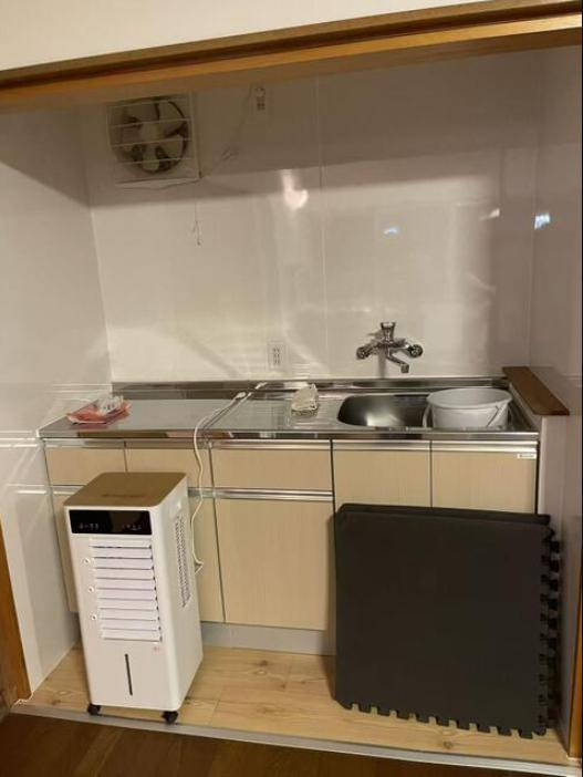 甲府市横根町　売店舗付き住宅【キッチン】2Fのキッチン