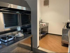 甲府市横根町　売店舗付き住宅【内装】