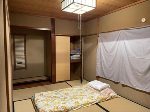 甲府市横根町　売店舗付き住宅【和室】