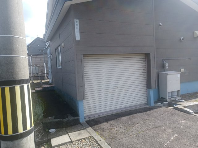 三笠市若草町売家【駐車場】