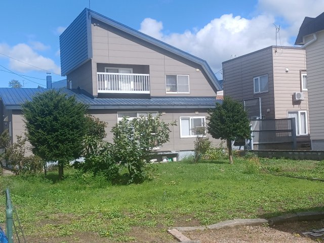 三笠市若草町売家【庭】