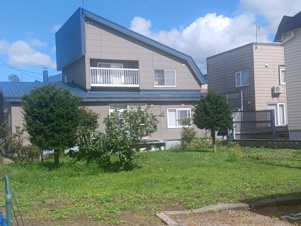 三笠市若草町売家【庭】