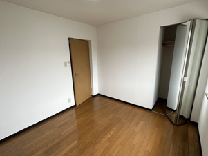 グランデュールみなみ野【寝室】