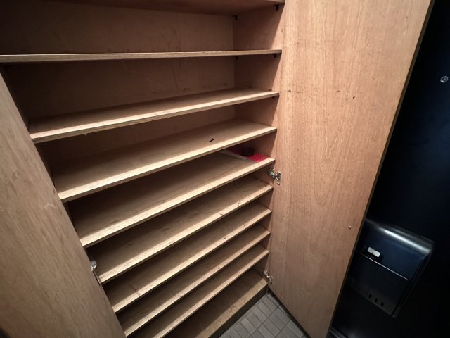 グランデュールみなみ野【玄関】