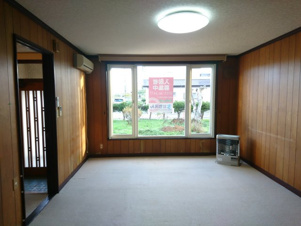 南町田中貸家【居間・リビング】