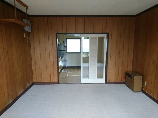 南町田中貸家【居間・リビング】