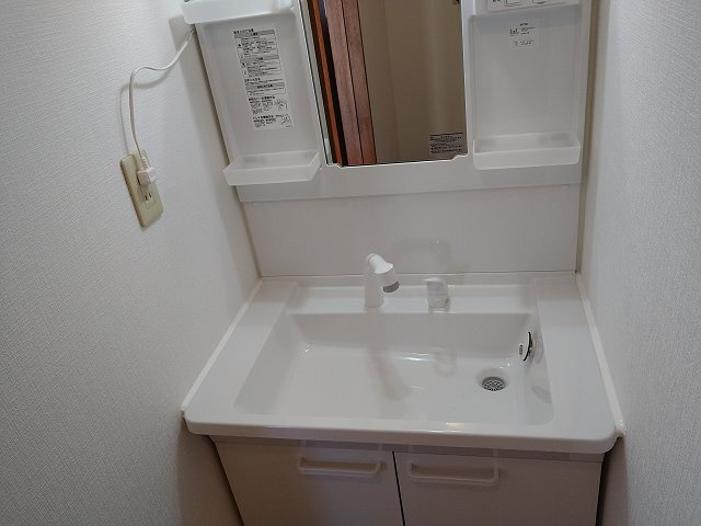 キノヴィレッジＤ棟【洗面所】