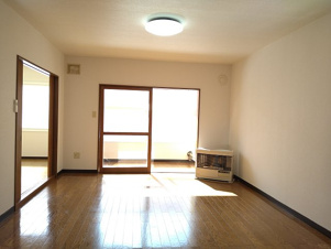 キノヴィレッジＤ棟【居間・リビング】