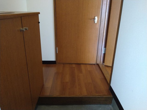 キノヴィレッジＤ棟【玄関】