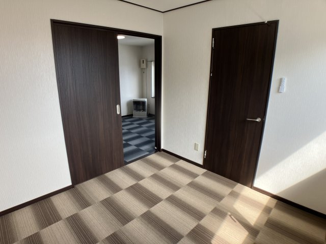 興津2丁目95-115，164売家【洋室】