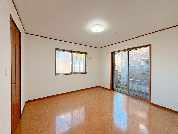 清須市西田中蓮池　中古戸建【洋室】