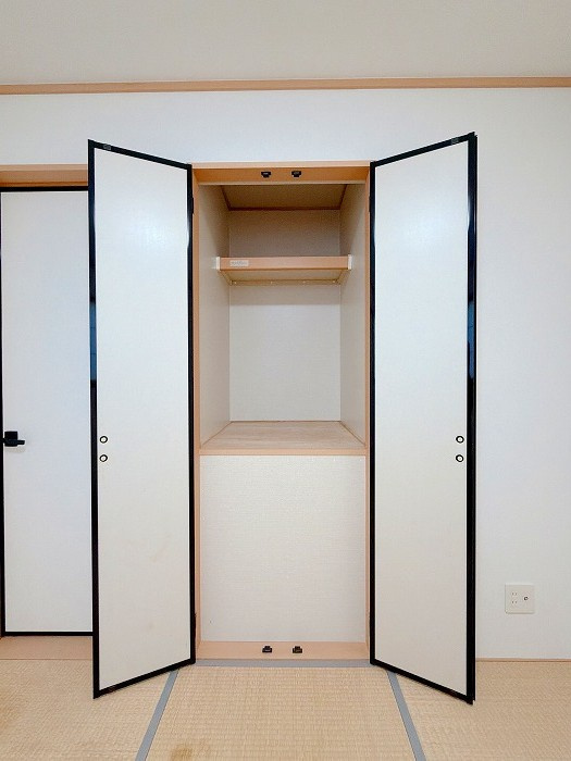 清須市西田中蓮池　中古戸建【収納】