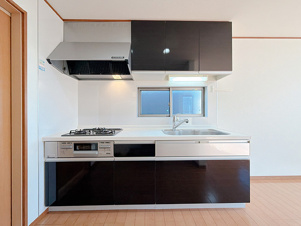 清須市西田中蓮池　中古戸建【キッチン】