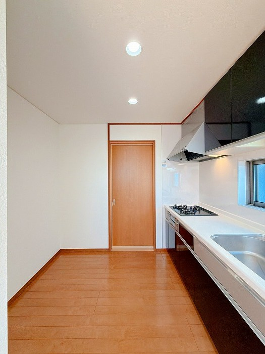 清須市西田中蓮池　中古戸建【キッチン】