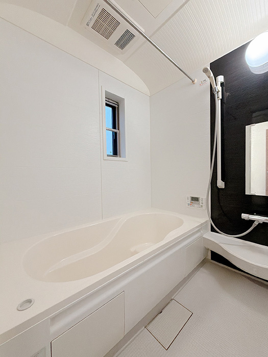 清須市西田中蓮池　中古戸建【浴室】