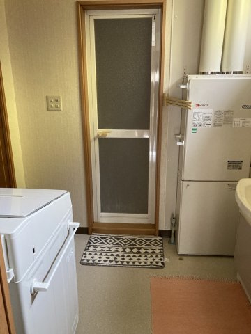 【商談中】文苑1丁目34-13売家お出掛け準備、毎日のお洗濯、入浴と頻繁に使用する大事な場所☆これだけゆとりがあれば快適に毎日過ごせますね☆