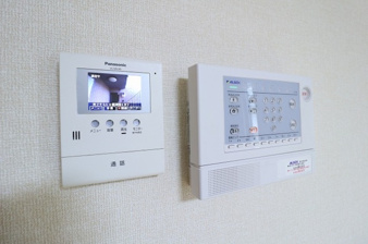 メゾングレース Ｈ【セキュリティ】モニター付インターホン・ＡＬＳＯＫホームセキュリティー搭載