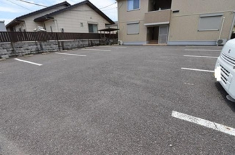 メゾングレース Ｈ【駐車場】駐車場