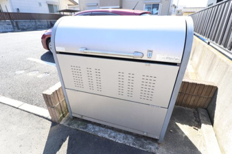 メゾングレース Ｈゴミストッカー