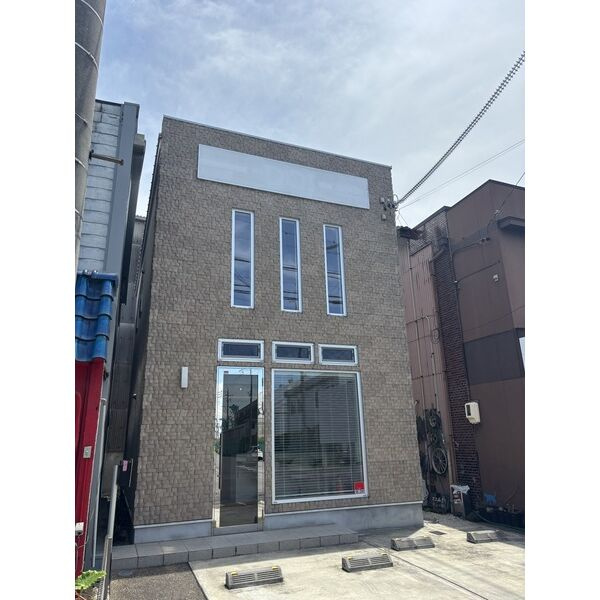 小牧原三丁目テナント【外観】