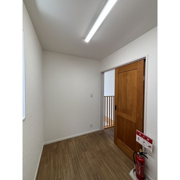 小牧原三丁目テナント【内装】